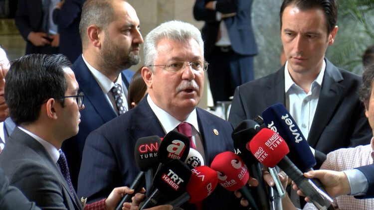 Akbaşoğlu: Kazanan milletimizin tamamıdır 