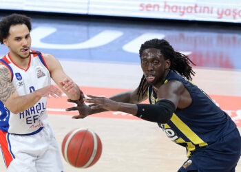 Anadolu Efes-Fenerbahçe Beko: 96-91