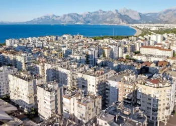 Antalya'da lüks dairelerin yıllık kirası rekor seviyede