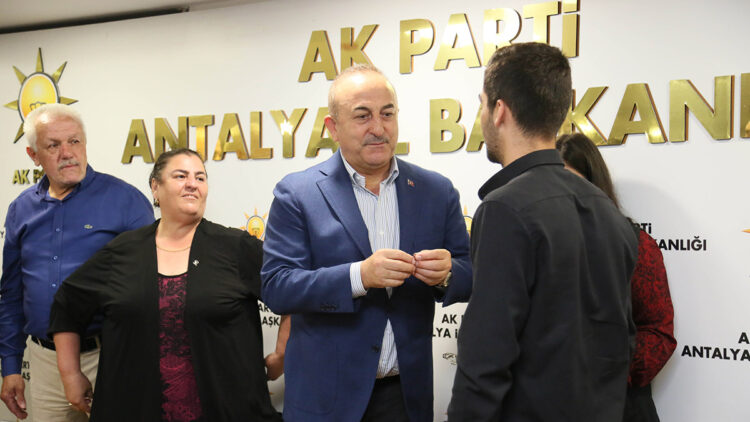 Atatürk'ün kurduğu parti bu hale düşmemeliydi