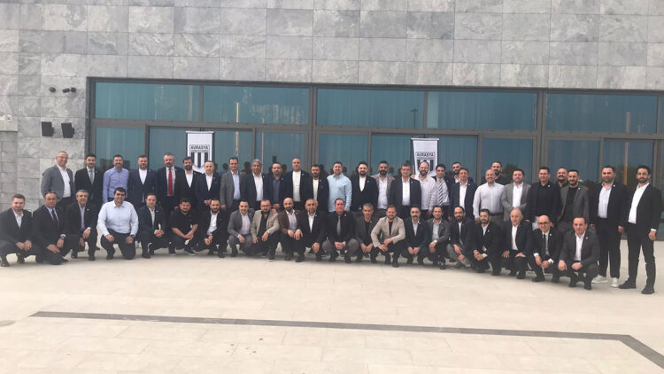 Avrasya Beşiktaşlılar Derneği'nden basınla tanışma yemeği