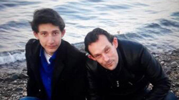 Babasını öldüren Emirhan'a müebbet hapis cezası