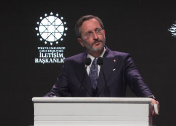 Bakan Altun, İstanbul Güvenlik Forumu'na katıldı