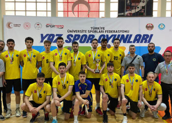 Beykent Erkek Voleybol Takımı Türkiye ikincisi oldu