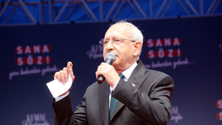 Bizim milliyetçiliğimizi sorgulayacak kişi daha doğmadı