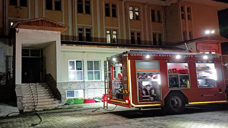 Bolu'da öğrenci yurdunda çıkan yangın söndürüldü