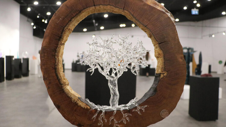 Cam Bienali, depremzedelere umut olacak