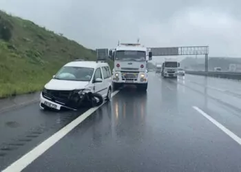 Çekmeköy'de 7 aracın karıştığı zincirleme kaza 
