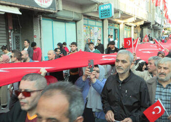 Cumhur İttifakı'ndan Beyoğlu'nda 'Zafer Yürüyüşü'