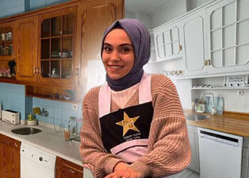 Dekorun yıldızı dilek hanım
