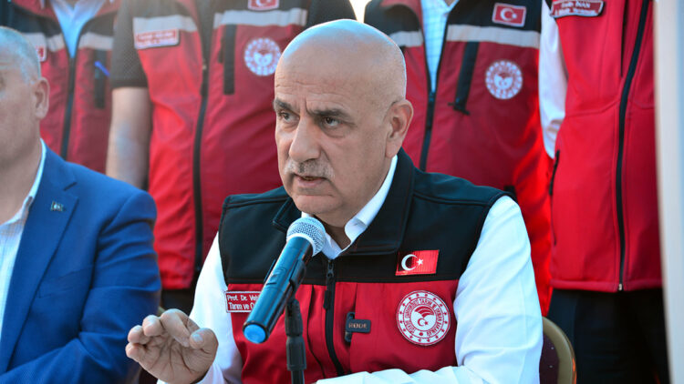 Depremzede çiftçilere 8,2 milyar TL destek verdik