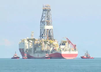 Doğu karadeniz'de petrol sondajı heyecanı