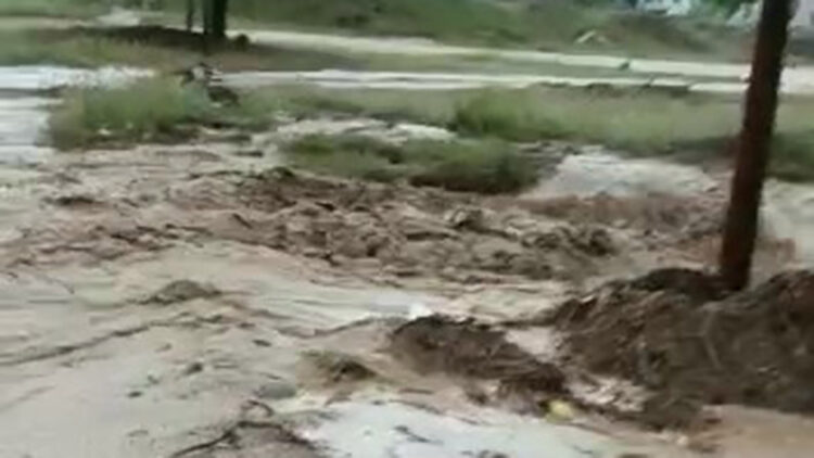 Elazığ'da sağanak etkili oldu