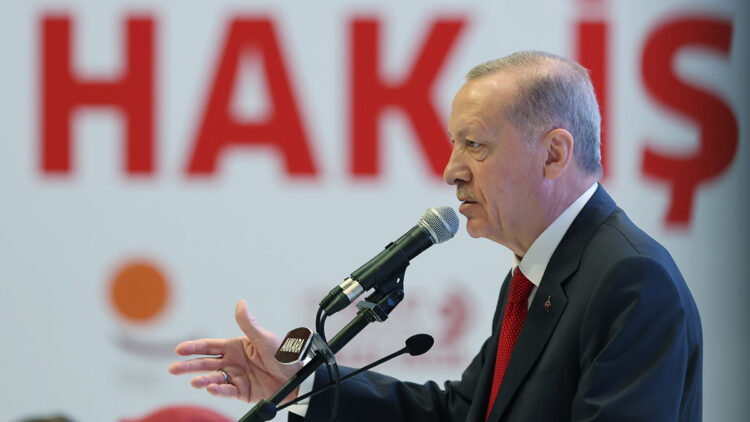 En düşük memur maaşı 22 bin lirayı bulacak