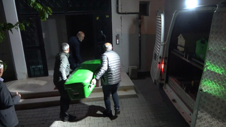 Eski sevgilisini öldürüp intihara kalkıştı