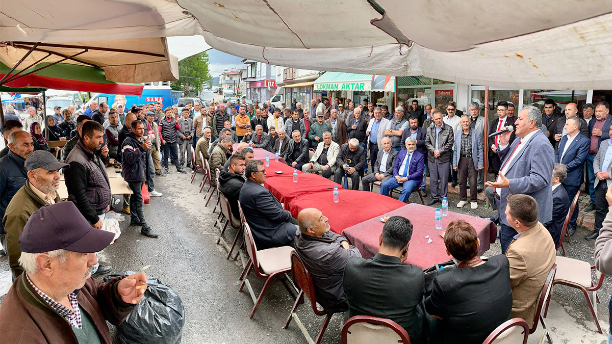 Cumhuriyet Halk Partisi (CHP) Niğde Milletvekili Ömer Fethi Gürer, cumhurbaşkanlığı seçimi için "Cebinize ve yaşamınıza bakarak oy verin" dedi.