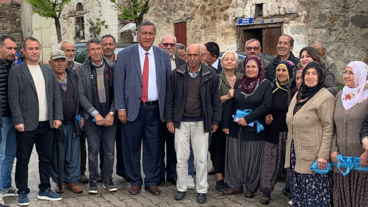 Cebinize ve yaşamınıza bakarak oy verin