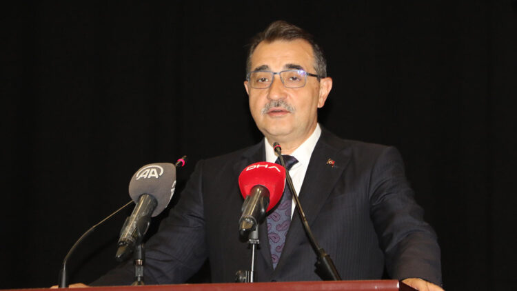 Güneşte toplam kurulu gücümüz 10 bin megavatı aştı