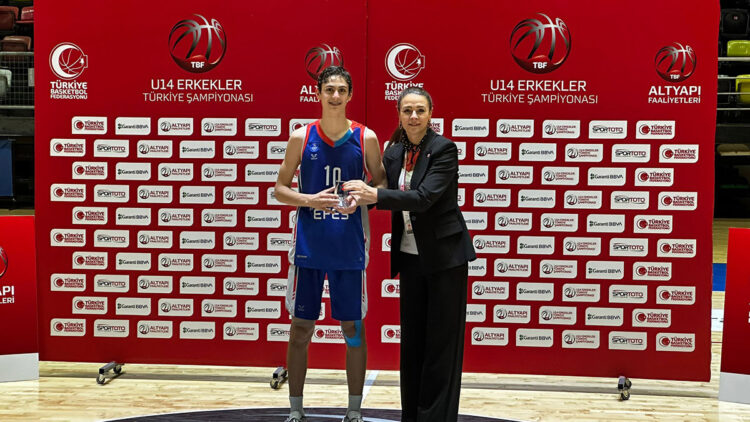 İbrahim Kutluay'ın oğlu babasının yolunda ilerliyor