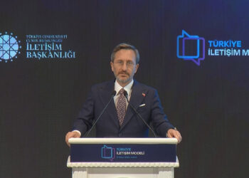 İletişimi sistematik bir biçimde yönetmeyi hedefledik