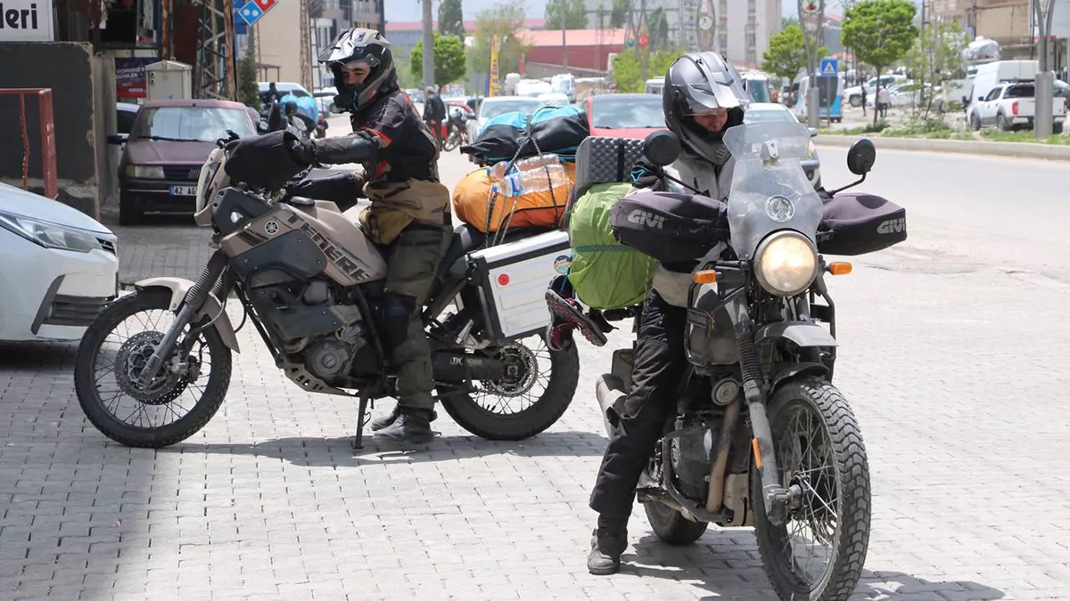 Ispanyadan yuksekovaya motosikletle geldilerw - yaşam - haberton