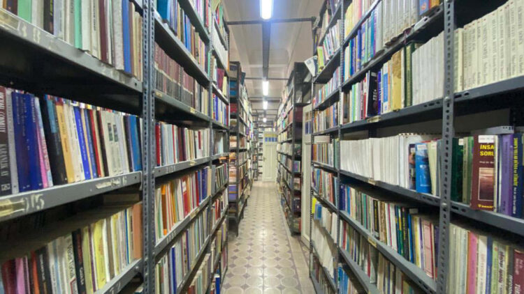 İzmir Milli Kütüphanesi, 111 yıldır faaliyette