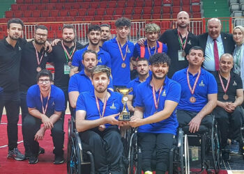 İzmirli basketbol takımı Avrupa üçüncüsü