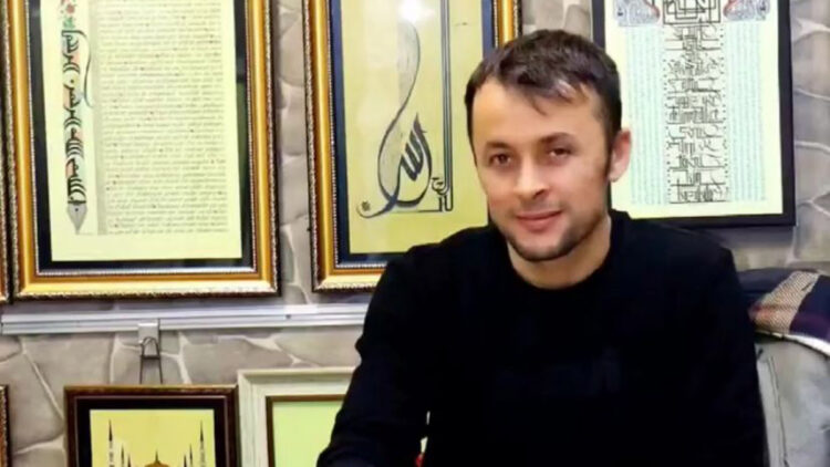 Kumları konuşturan bir Sanatçı; Feyyaz Güler