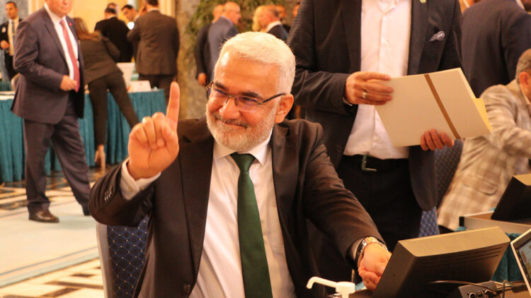 Milletvekili yeminini elbette okuyacağız