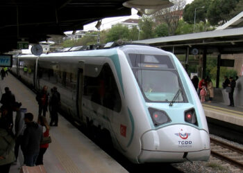 Milli Elektrikli Tren Marmaray Bakırköy İstasyonu'nda