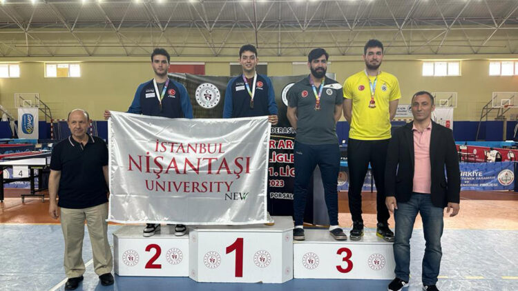 Nişantaşı Üniversitesi masa tenisinde şampiyon oldu