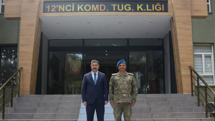 Osmaniye'ye 12'nci Komando Tugay Komutanlığı