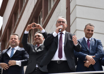 Pazar günü yarım kalan işi tamamlayacağız