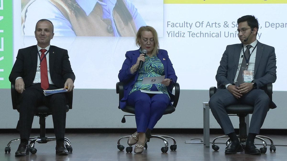 Prof. Dr. Uyar, karbon emisyonuna dikkat çekti