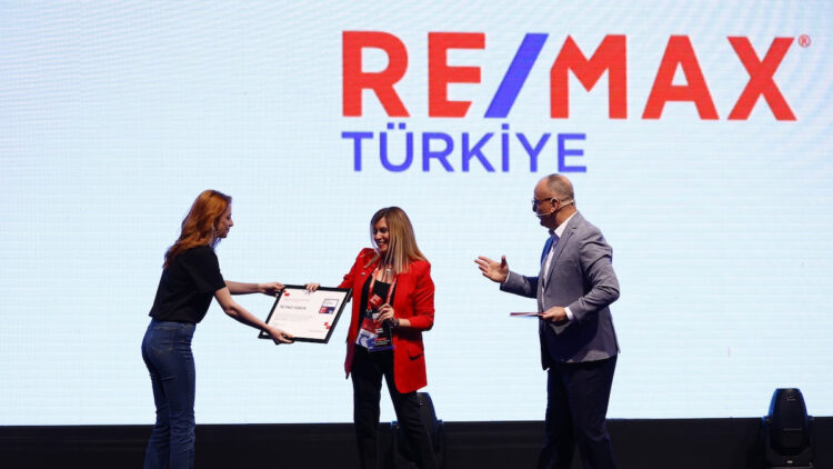 RE/MAX Türkiye'ye ‘Harika İşyeri Sertifikası’ ödülü