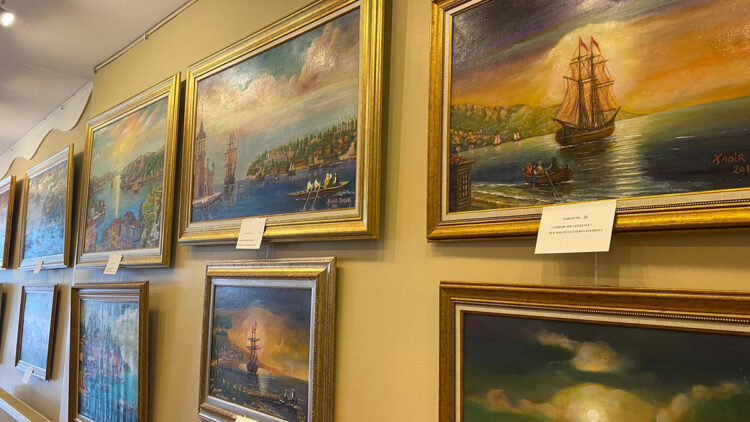 Ressam Kadir Koçak, ilk kişisel sergisini açtı 