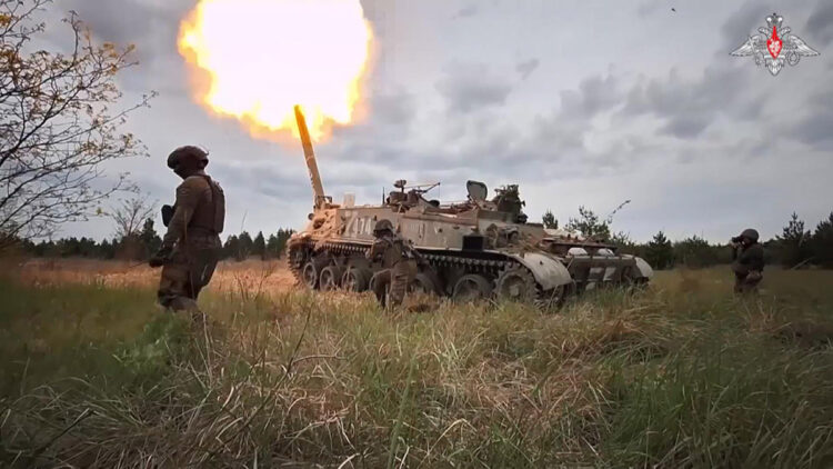 Rusya, güneydeki Ukrayna mevzilerini vurdu