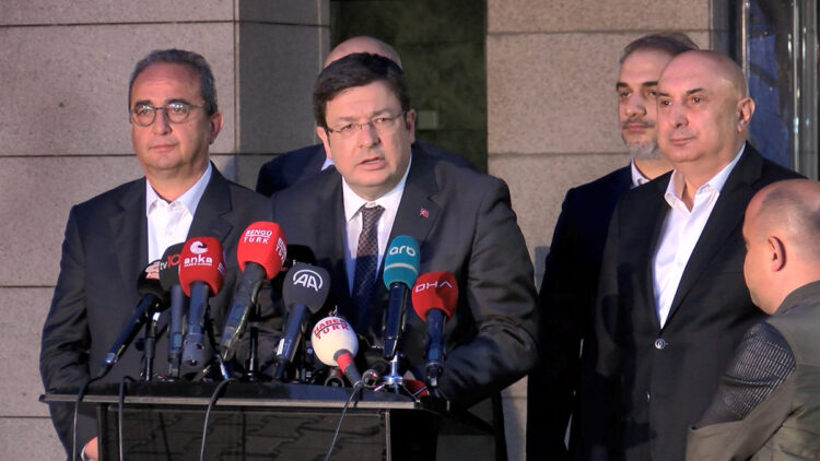 Seçim sonuçları kesinleşene kadar görevimizin başındayız