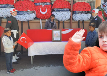 Şehit Polis Özgür Barçın, toprağa verildi