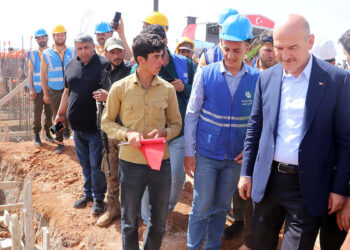 Sığınmacıların geri dönüşleri için 240 bin konut yapılacak