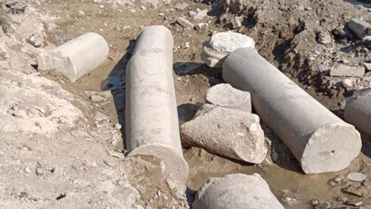 Su hattı çalışması sırasında tarihi sütunlar bulundu