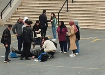 Sultangazi'de ev sahibi kiracı kavgasında 4 kişi yaralandı