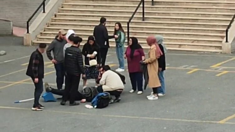 Sultangazi'de ev sahibi kiracı kavgasında 4 kişi yaralandı