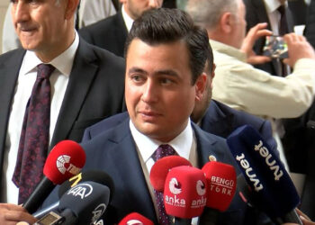 TBMM'de milletvekilleri kayıtları devam ediyor