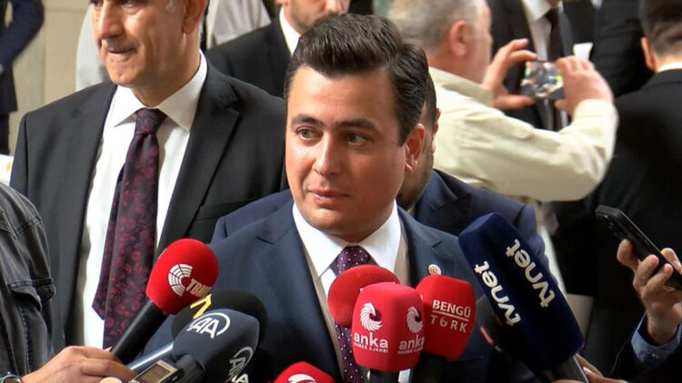 TBMM'de milletvekilleri kayıtları devam ediyor