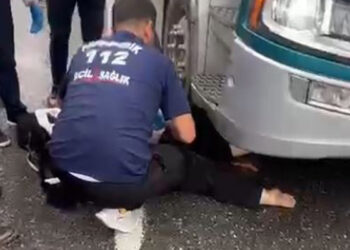 TIR'ın altında kalan kadın, hayatını kaybetti
