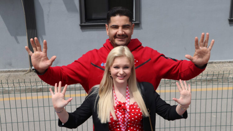 Taha Akgül ile eşinden özel açıklamalar