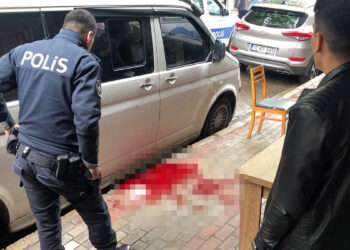 Tartıştığı esnafı vurup kaçtı