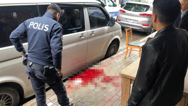 Tartıştığı esnafı vurup kaçtı