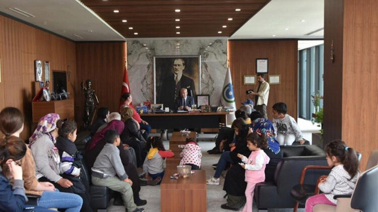 Tekirdağ Belediye Başkanına depremzedelerden tepki